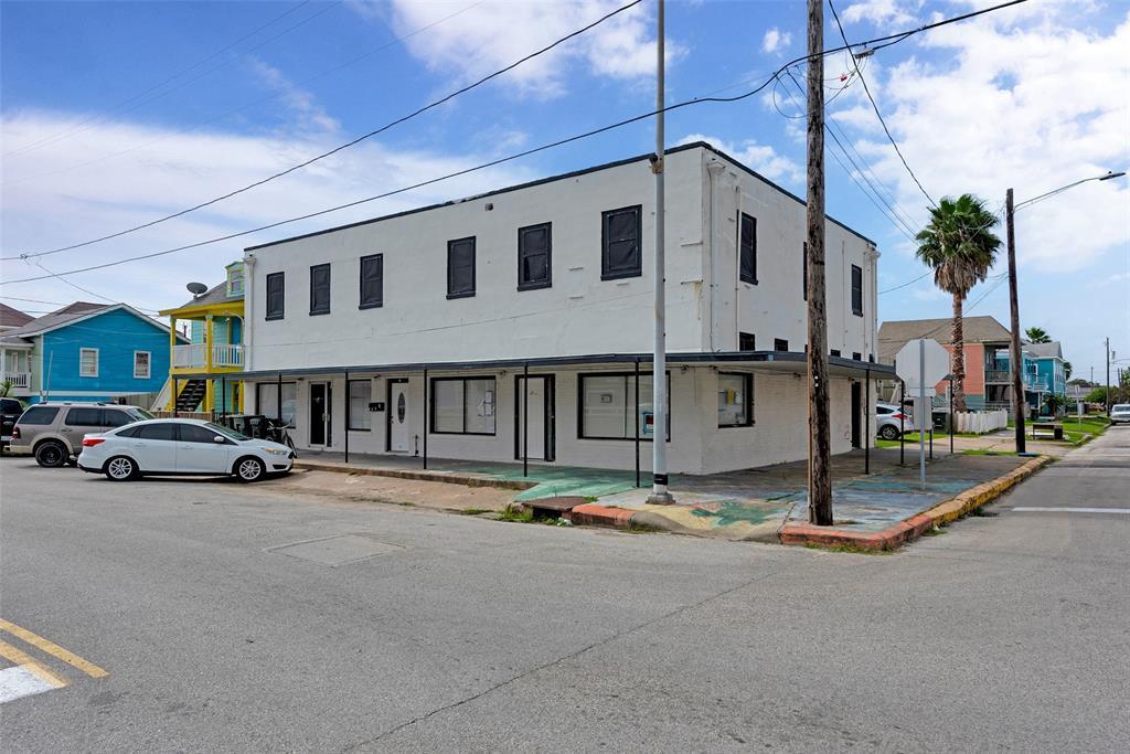 801 37th St in Galveston, TX - Building Photo