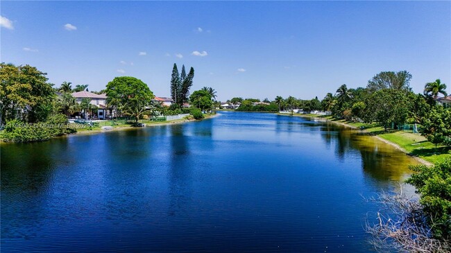 150 NW 151st Ave in Pembroke Pines, FL - Building Photo - Building Photo