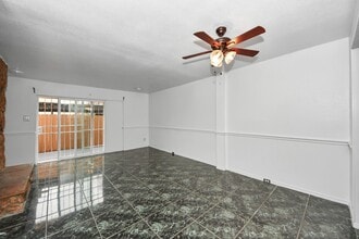 7954 Grove Ridge Dr in Houston, TX - Building Photo - Building Photo