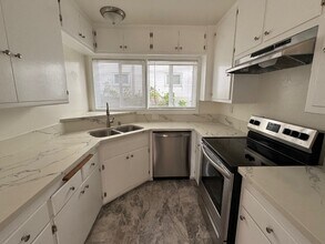 2508 Highland Ave, Unit A in Manhattan Beach, CA - Foto de edificio - Building Photo