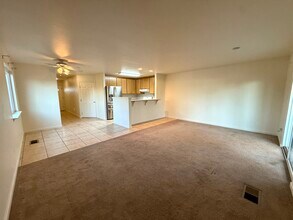 322 15th St in Lakeport, CA - Foto de edificio - Building Photo