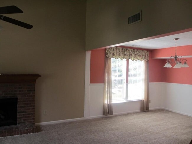 175 Douglas Fir Ct in Alpharetta, GA - Building Photo - Building Photo
