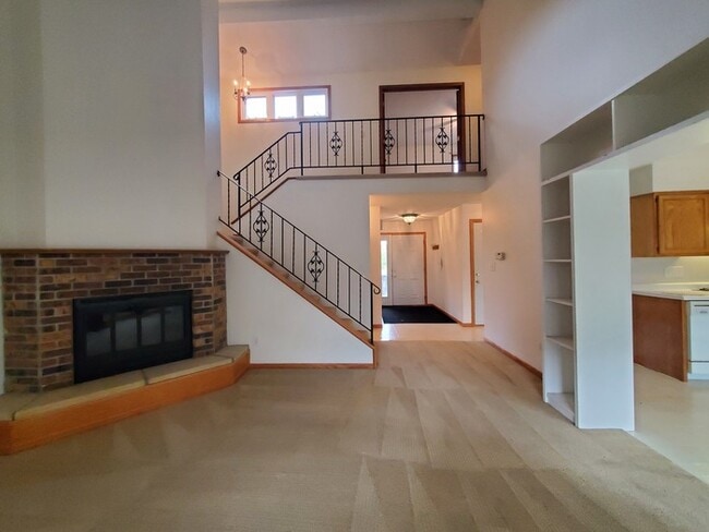 property at 18 Vail Cir