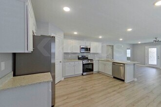 395 Angela St in Prattville, AL - Building Photo - Building Photo