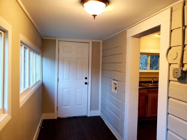 719 Speedwell Acres Rd in Cullowhee, NC - Building Photo - Building Photo