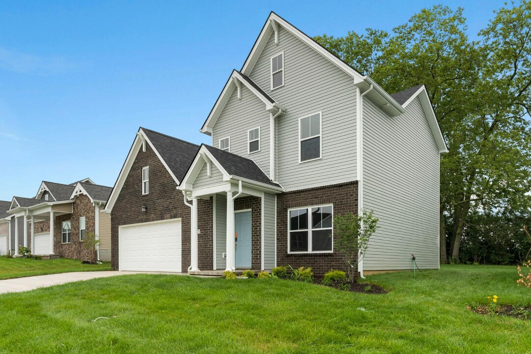 337 Friendly Ave in Nicholasville, KY - Building Photo