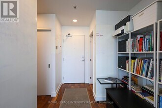 360 McLeod St in Ottawa, ON - Building Photo - Building Photo