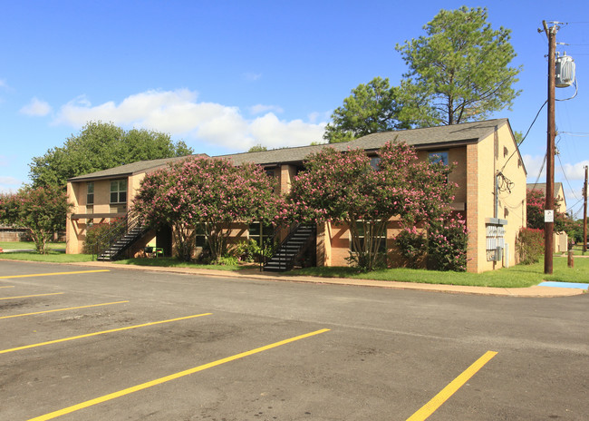 The Willows Apartments in Smithville, TX - Foto de edificio - Building Photo