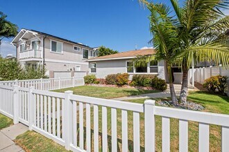 2211 Nelson Ave, Unit A in Redondo Beach, CA - Building Photo - Building Photo