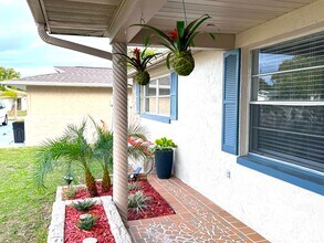 5714 Chipper Dr in New Port Richey, FL - Building Photo - Building Photo