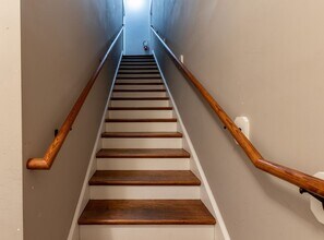 204 N Columbus St in Lancaster, OH - Building Photo - Building Photo