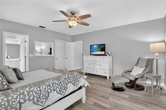 103 Tuscana Ct in Naples, FL - Building Photo - Building Photo