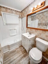 7801 Ruskin Way in Kansas City, MO - Building Photo - Building Photo