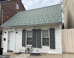 459 High St in Lancaster, PA - Building Photo