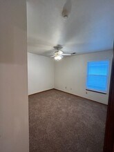 1304 Commerce Dr in Norman, OK - Building Photo - Building Photo