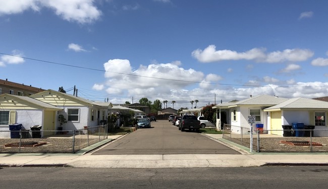 Flower Street Cottages