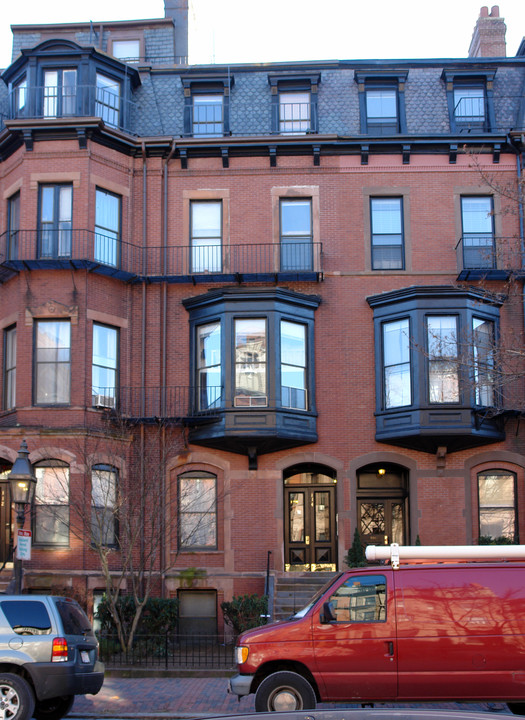 114 Marlborough St in Boston, MA - Building Photo