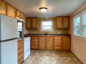 1508 Mt Hood St in The Dalles, OR - Building Photo - Building Photo