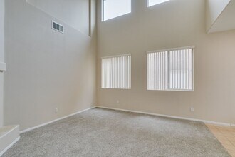 5281 Dakotah Pointe Ct in North Las Vegas, NV - Building Photo - Building Photo
