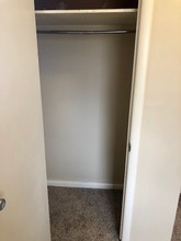 518 W 13th Ave in Hutchinson, KS - Building Photo - Building Photo