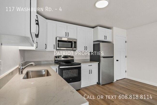 117 Washburn Rd in Deerfield, WI - Building Photo - Building Photo