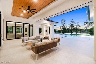 337 West St in Naples, FL - Building Photo - Building Photo