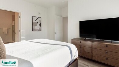 10670 Jake Jabs Blvd, Unit 4211 in Longmont, CO - Foto de edificio - Building Photo