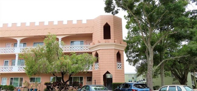 2457 Ecuadorian Way in Clearwater, FL - Building Photo - Building Photo