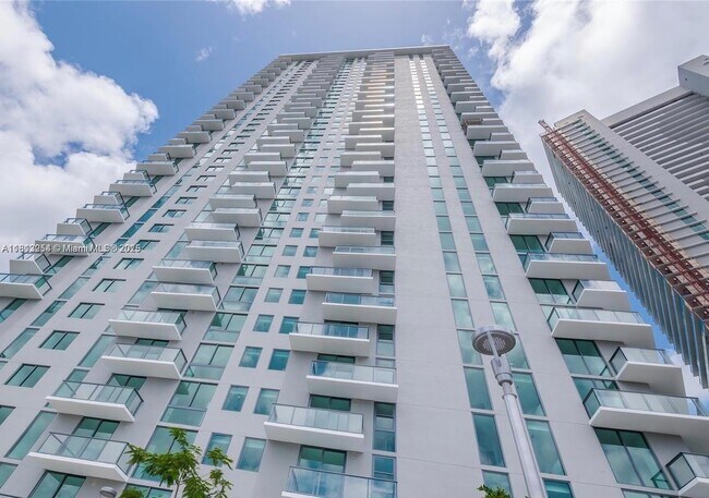 501 NE 31st St, Unit 3901 in Miami, FL - Building Photo - Building Photo
