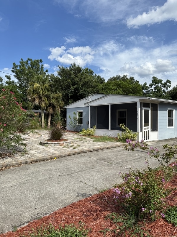 property at 9834 Elaine Rd