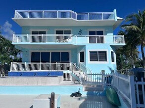 103 Starfish Ln in Tavernier, FL - Building Photo - Building Photo