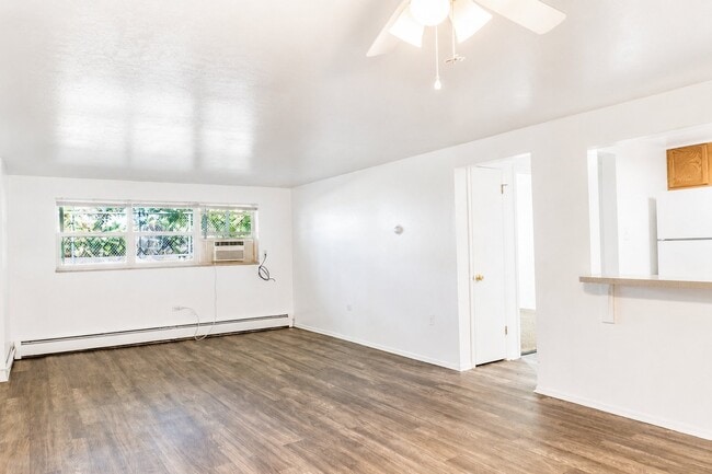 1375 Everett Ct