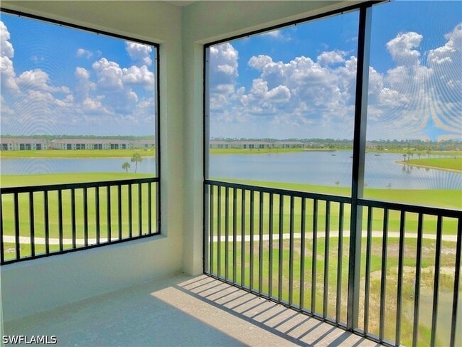 43989 Boardwalk Loop, Unit 2041 in Punta Gorda, FL - Foto de edificio - Building Photo