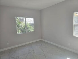 3323 W 133rd St in Hawthorne, CA - Building Photo