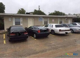 307 E Bryce Ave in Killeen, TX - Building Photo