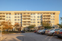 Elmwood Park Condominium II in Staten Island, NY - Building Photo - Building Photo