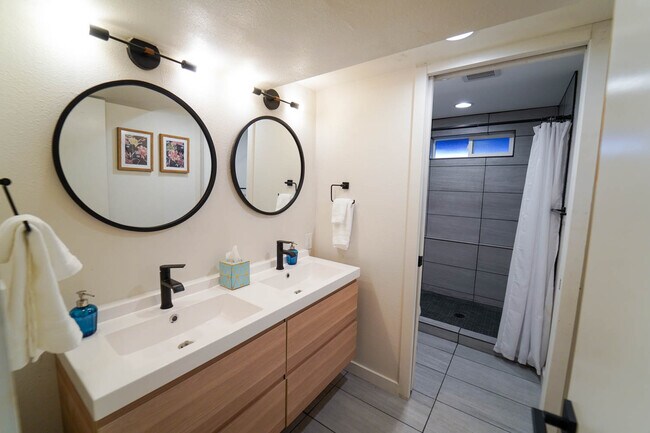 6324 Galway Dr, Unit basement in Colorado Springs, CO - Foto de edificio - Building Photo