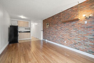 1375 La Fontaine Rue in Montréal, QC - Building Photo - Building Photo