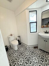1635 Lyle Ln in Paso Robles, CA - Building Photo - Building Photo