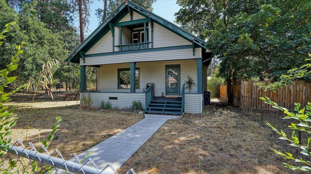 2714 E Hartson Ave in Spokane, WA - Building Photo