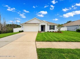 1385 Panther Lk Pkwy in Jacksonville, FL - Building Photo