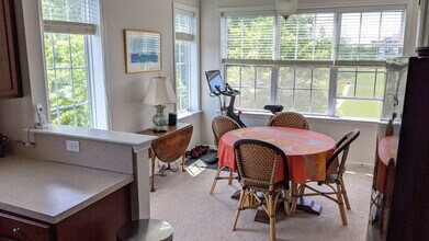 627 Timberlake Dr in Trenton, NJ - Foto de edificio - Building Photo