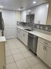 1855 S Oxalis Ave in Orlando, FL - Building Photo - Building Photo