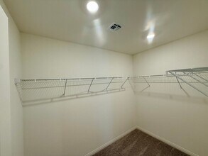 9255 Innot Ave in Las Vegas, NV - Building Photo - Building Photo