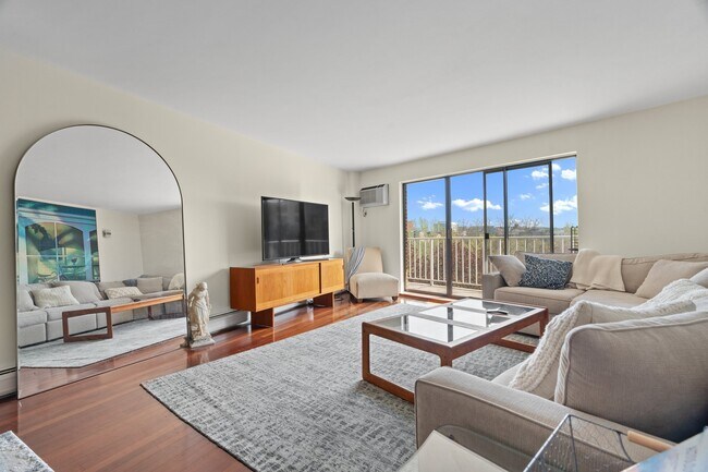 property at 141 Coolidge Ave