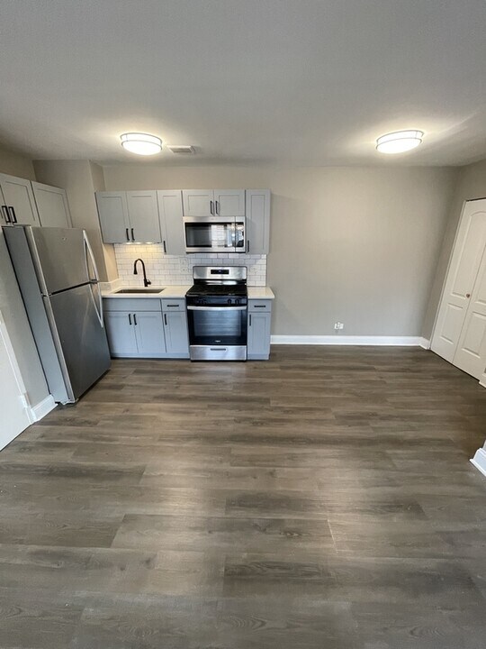21 N Dryden Pl in Arlington Heights, IL - Building Photo