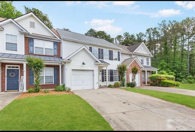 property at 3022 Kentmere Dr