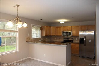 2868 Barclay Way in Ann Arbor, MI - Building Photo - Building Photo
