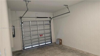 713 NE 13th St in Homestead, FL - Building Photo - Building Photo
