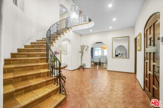 627 Alta Dr in Beverly Hills, CA - Building Photo - Building Photo